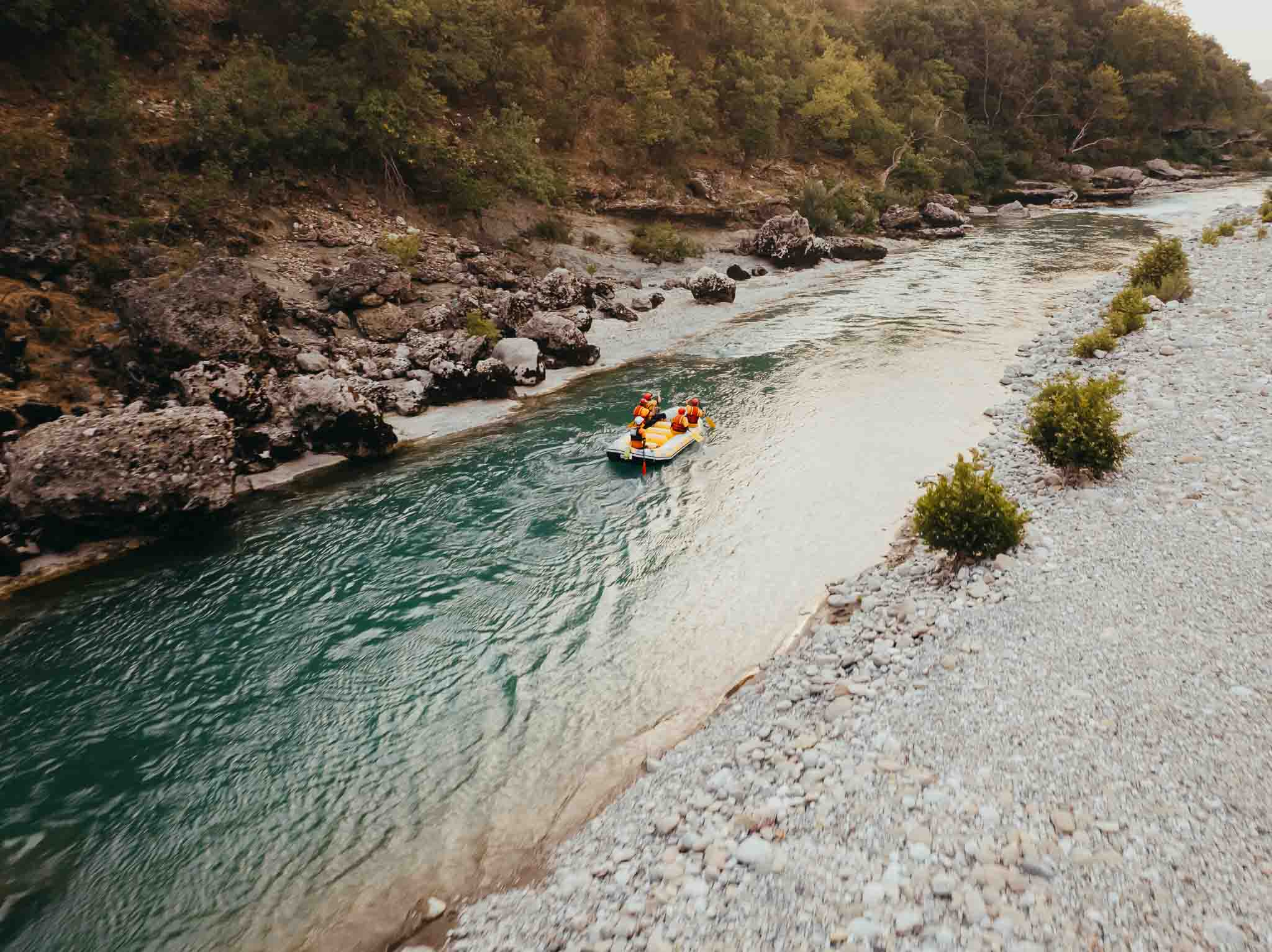 Quoi faire en Albanie : rafting Vlöre Albanie