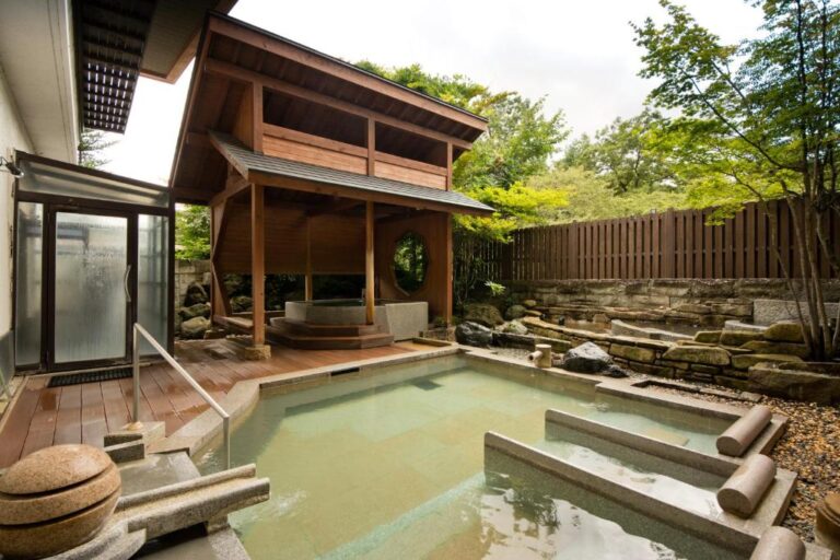 Japan Nomads - Roadtrip Japan - Rondreis Japan - Autoreis Japan