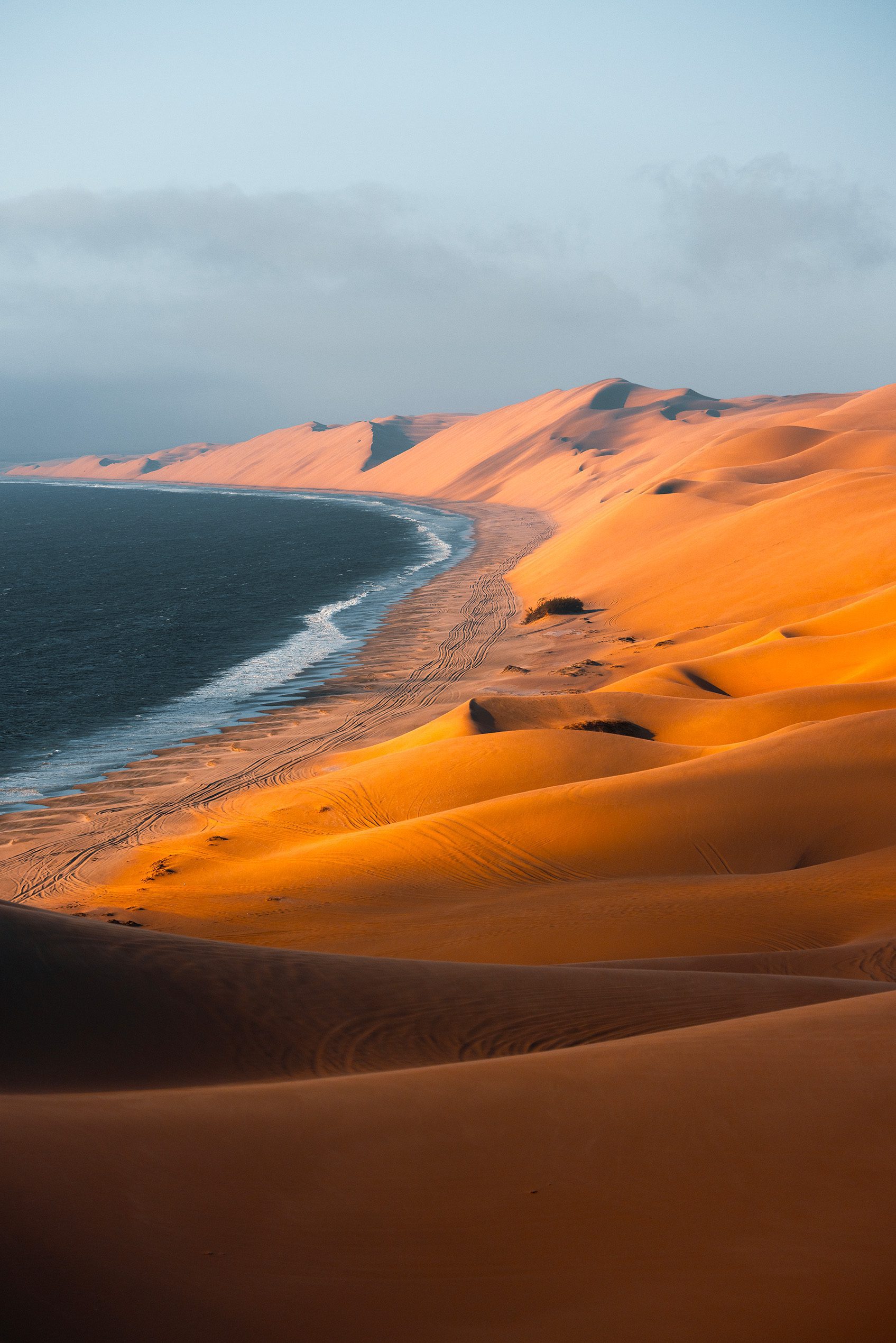 là où le désert rencontre l'océan en Namibie
