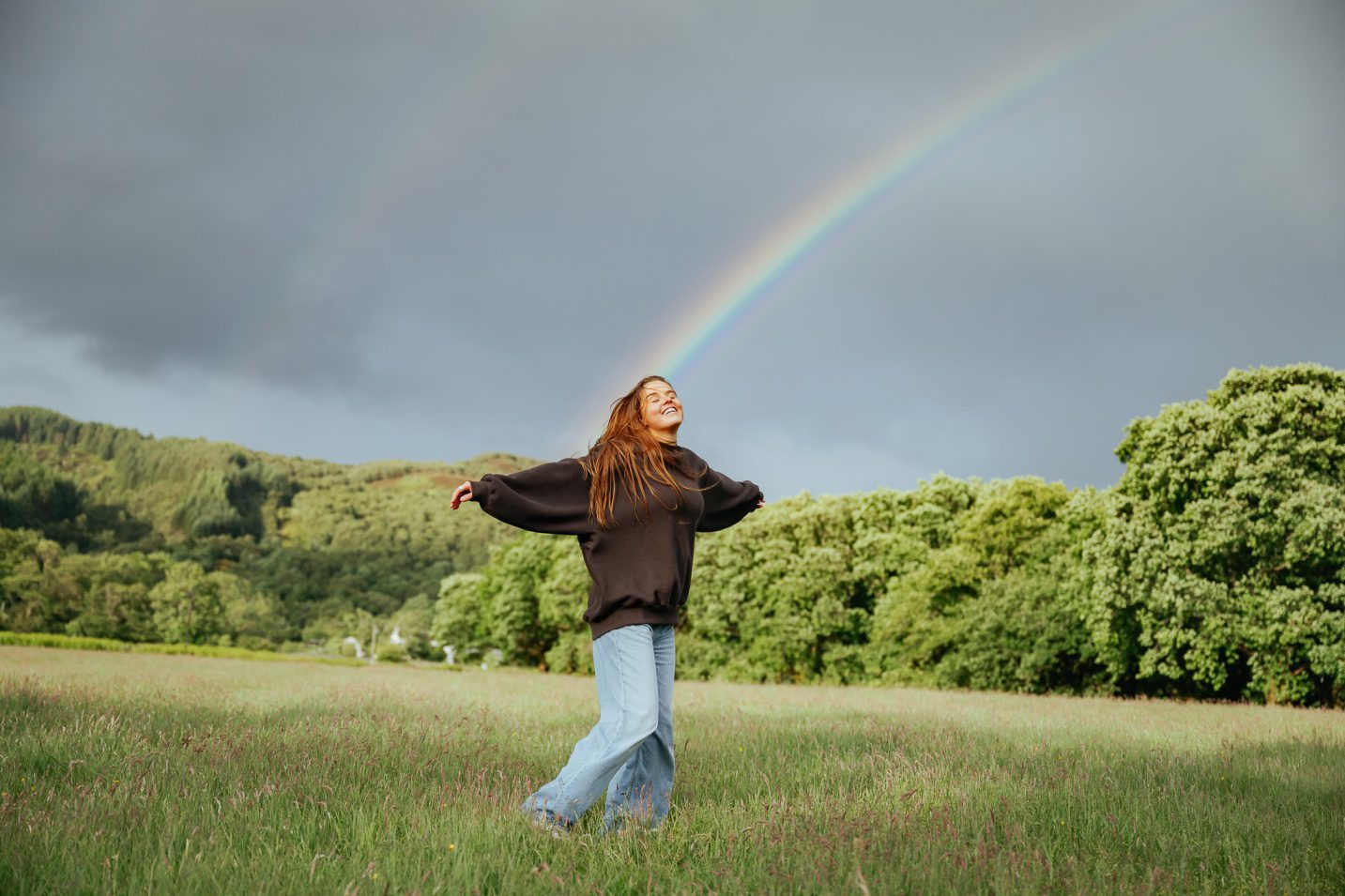 dancing roadtrip scotland happy