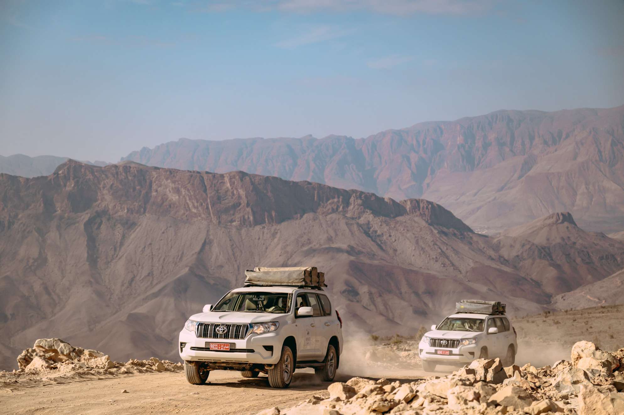 4x4 that crosses the mountains of Oman