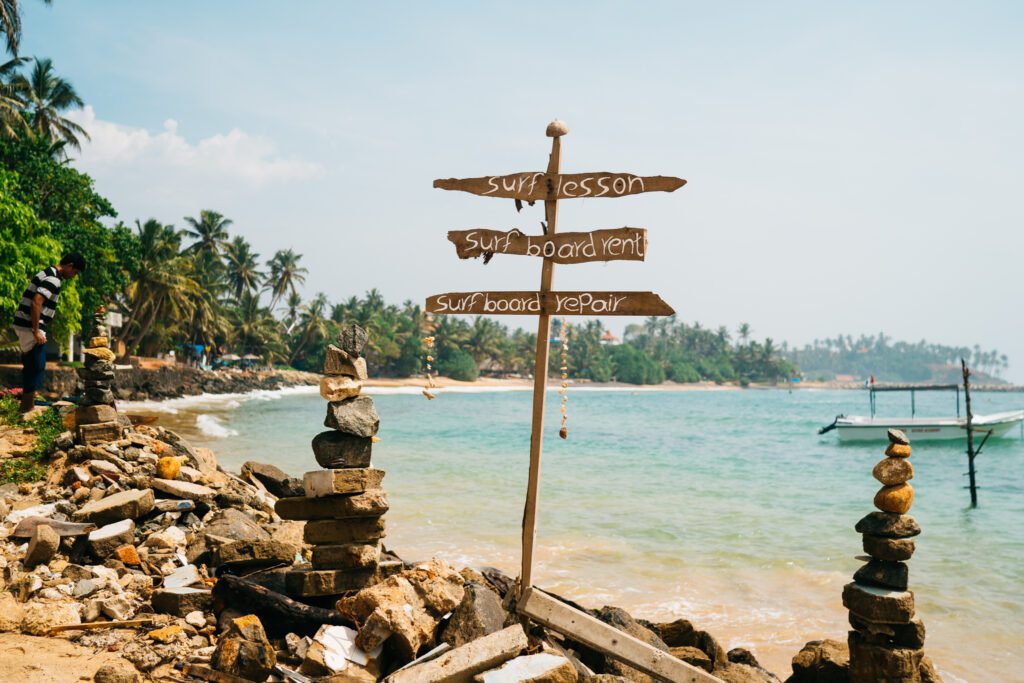 mirissa strand, surfen in sri lanka, het strand in sri lanka