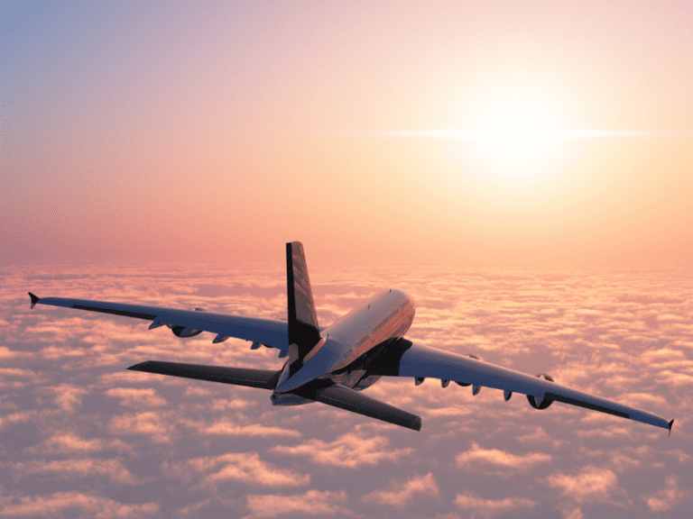 Vliegtuig terug naar Tirana na de Balkan Trail