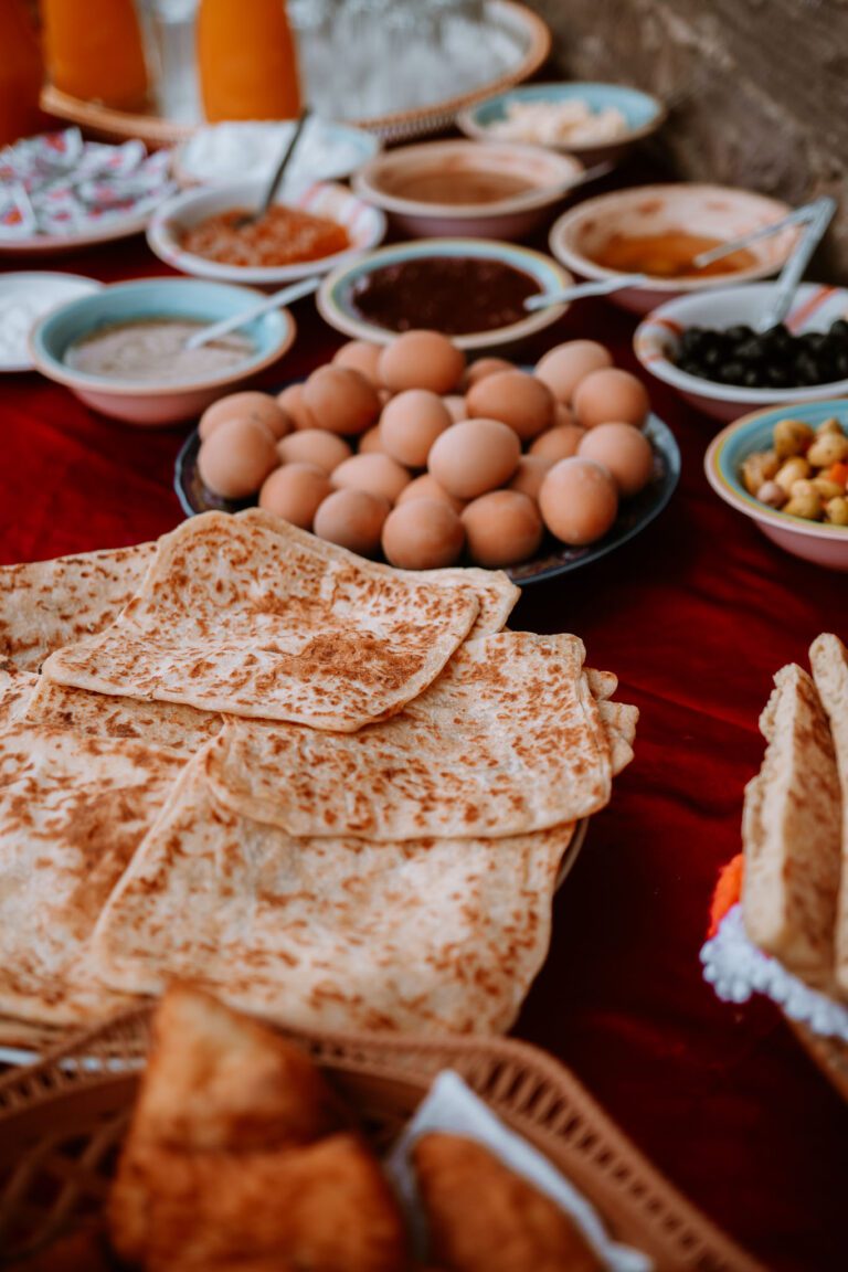 nourriture local pour le petit-déjeuner au Maroc dans l'atlas