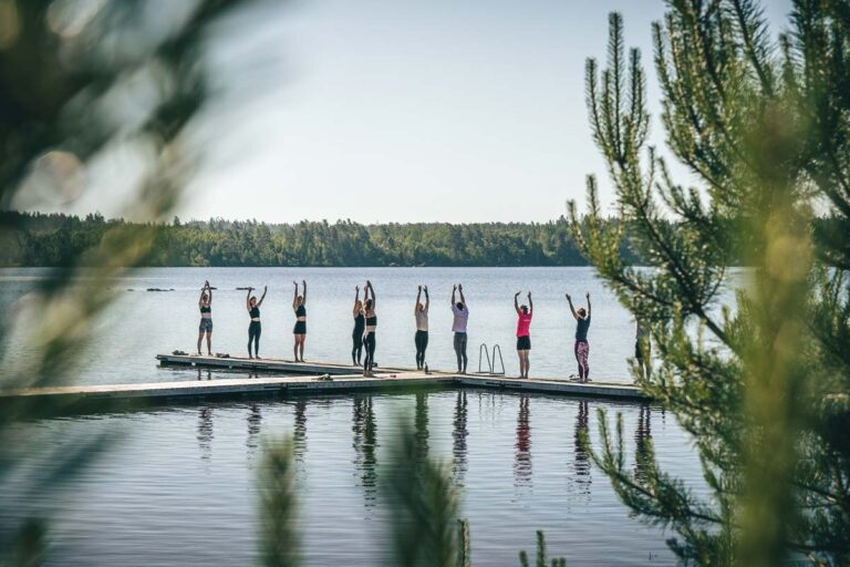 yoga nordic woods glamping