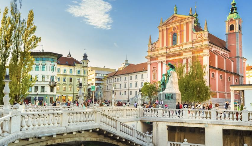 Groepsreis Slovenië - soloreizigers - Groepsreis Slovenië - Rondreis Slovenië - Soloreiziger Slovenië - Trektocht Slovenië - Hike Slovenië - Packraft Slovenië