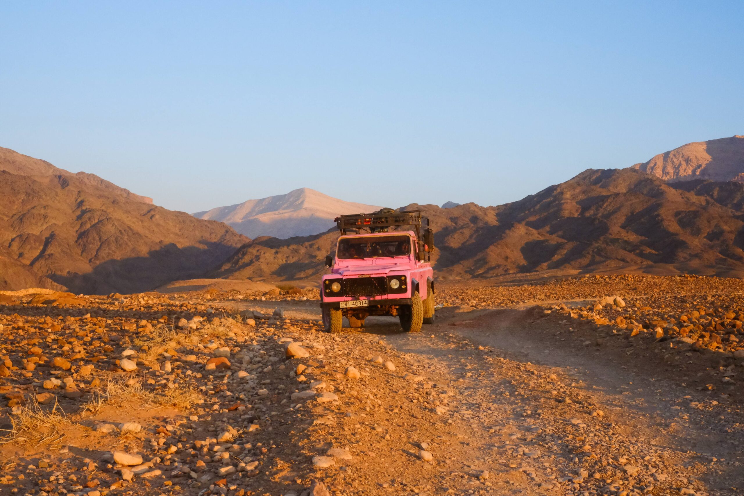 The Jordan Trail, luggage transport