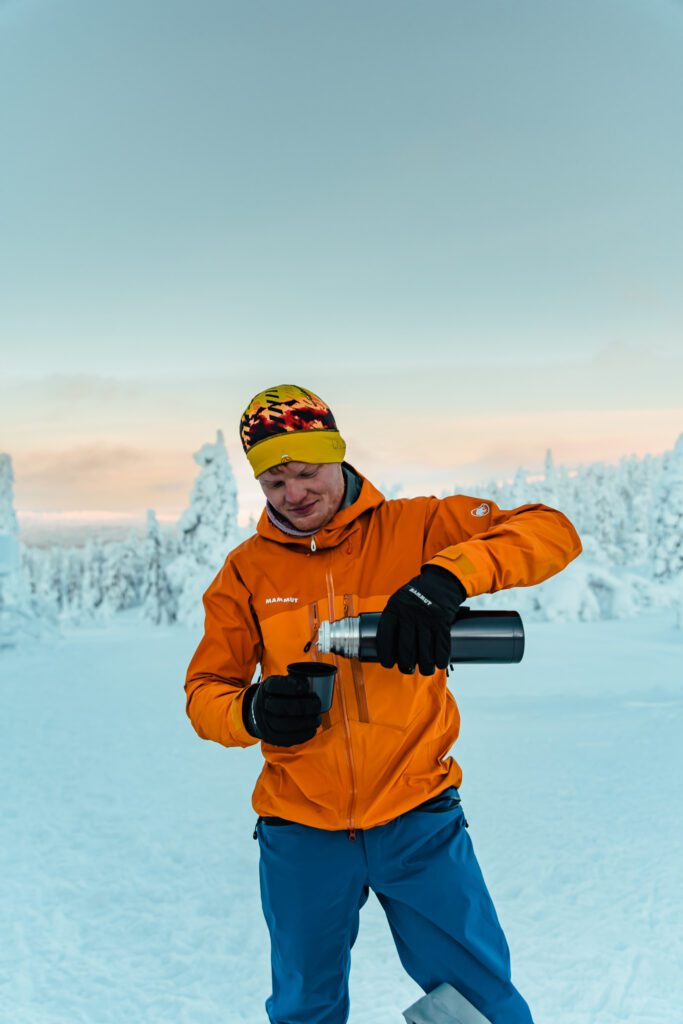 Snowbiking en Laponie